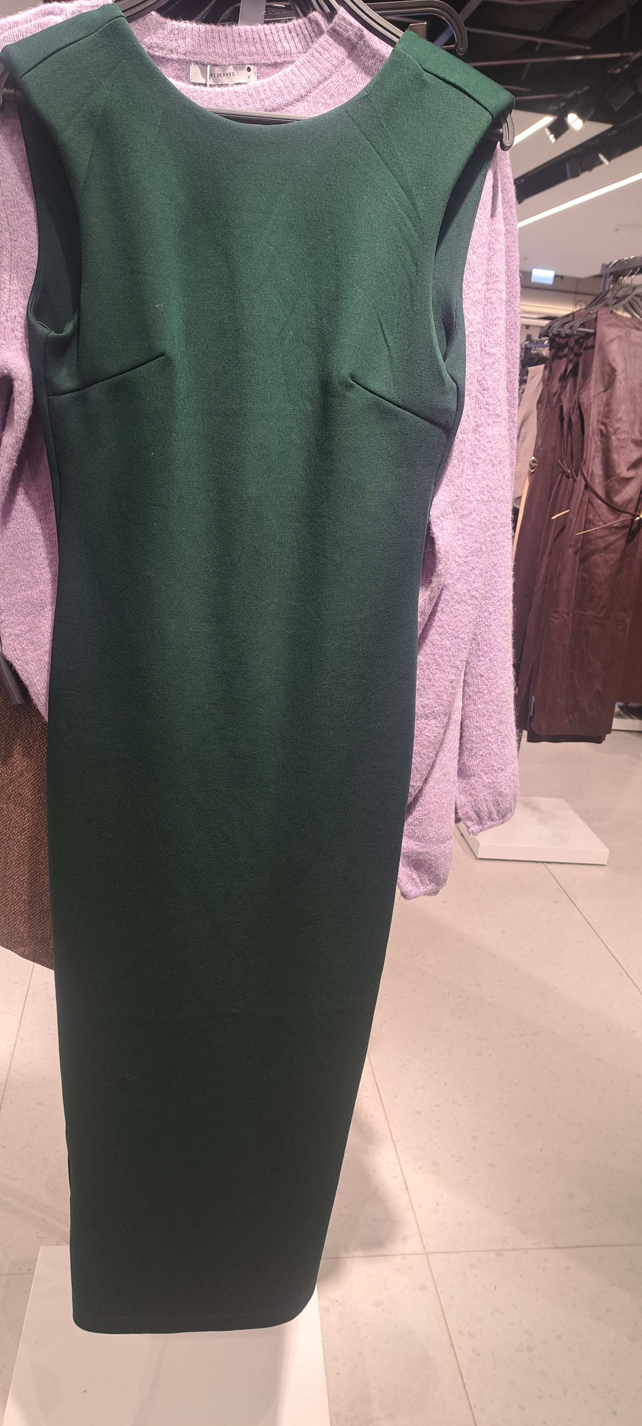 Fenyőzöld, szűk maxiruha