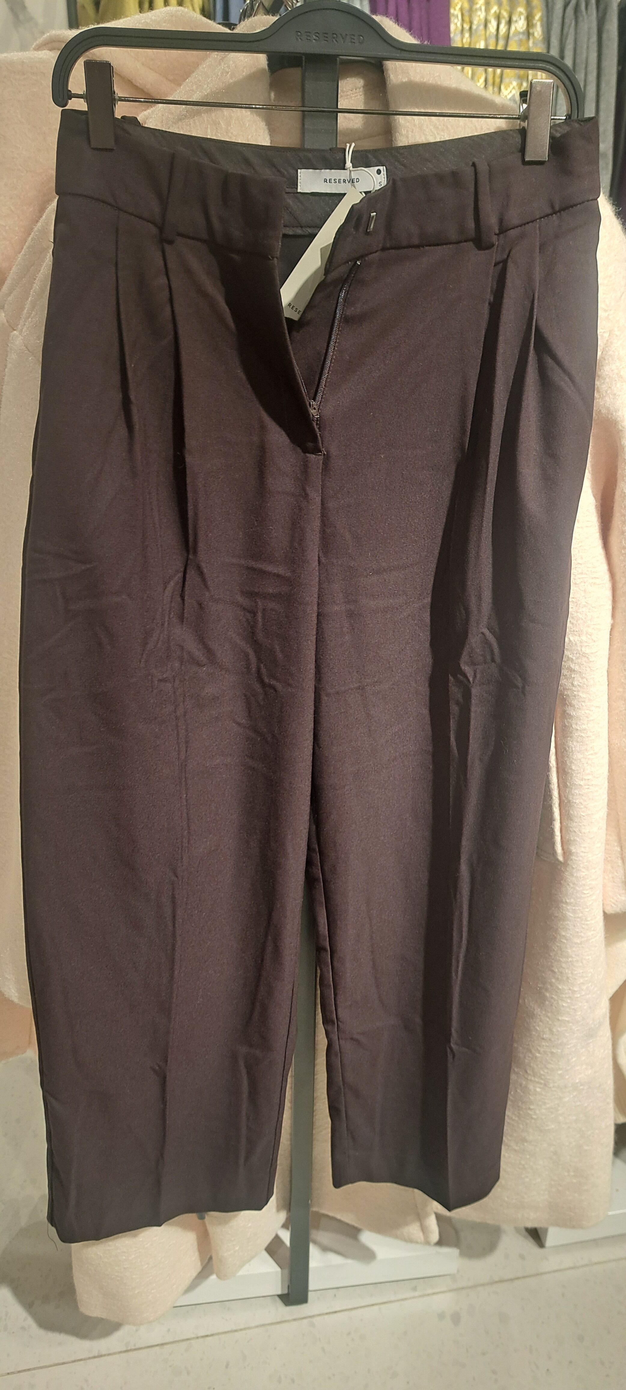 Fekete szövetnadrág