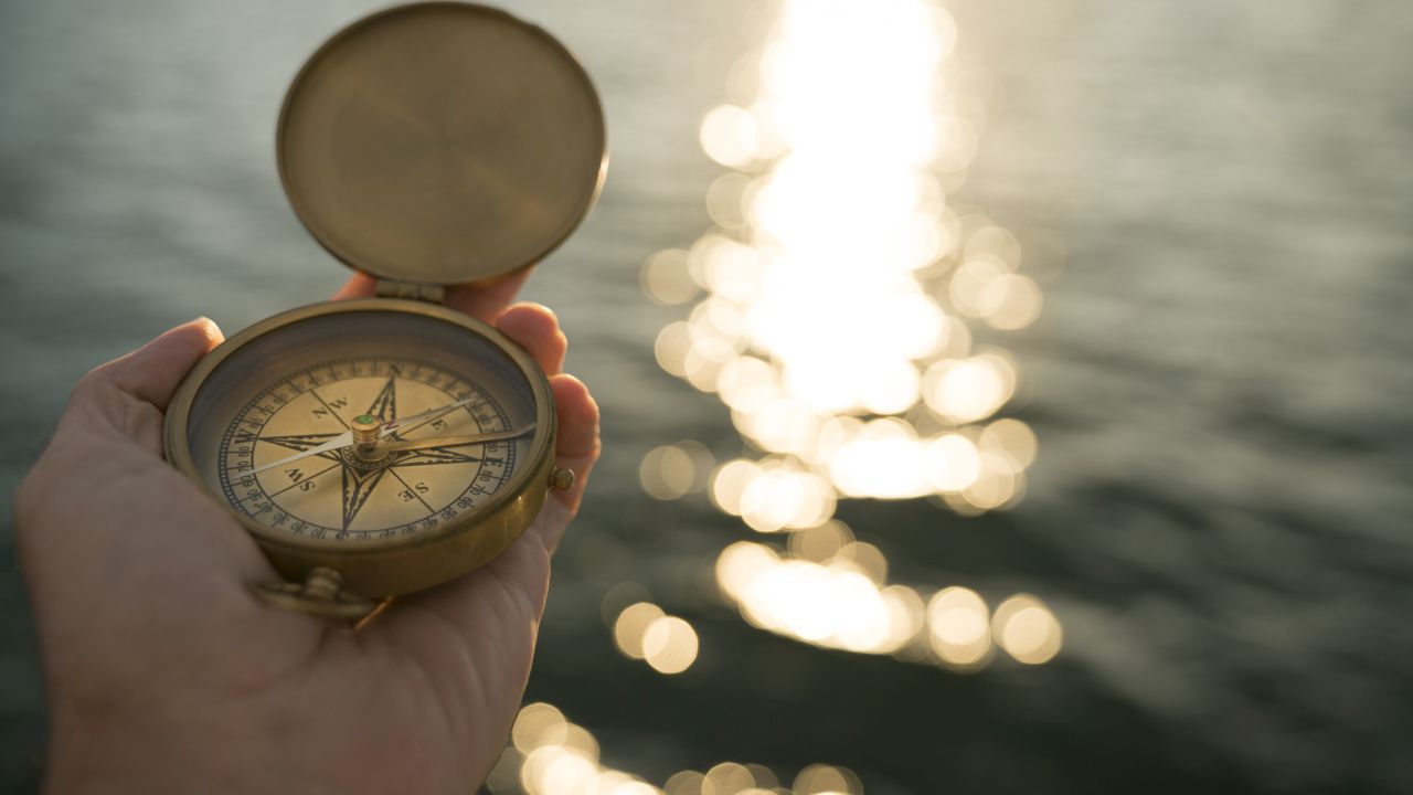 Napi horoszkóp 2025. 11. 03.: November első hétfője: a belső iránytű napja