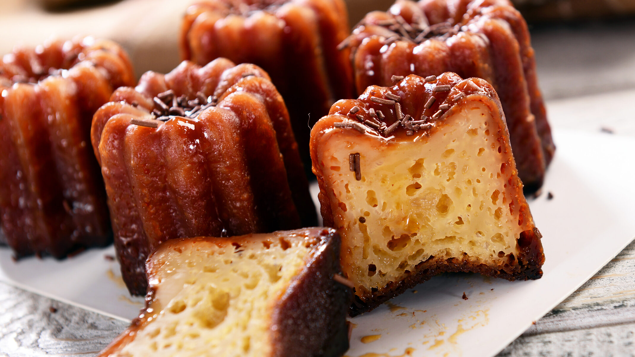 Kívül roppan, belül lágy: ez az isteni sütemény a franciák egyik legnagyobb dobása