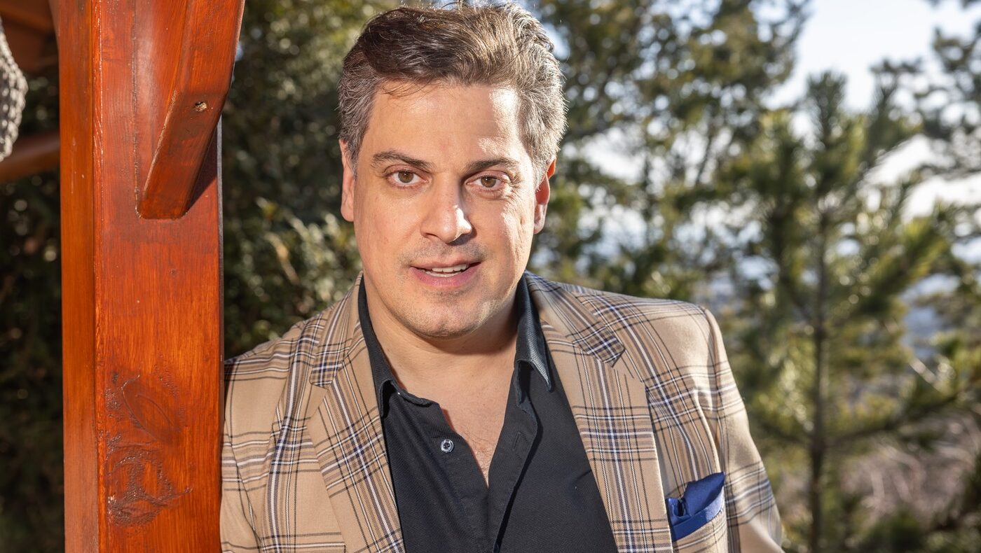 Nagy Sándor újra szerelmes: 20 évvel fiatalabb barátnője van A mi kis falunk sztárjának