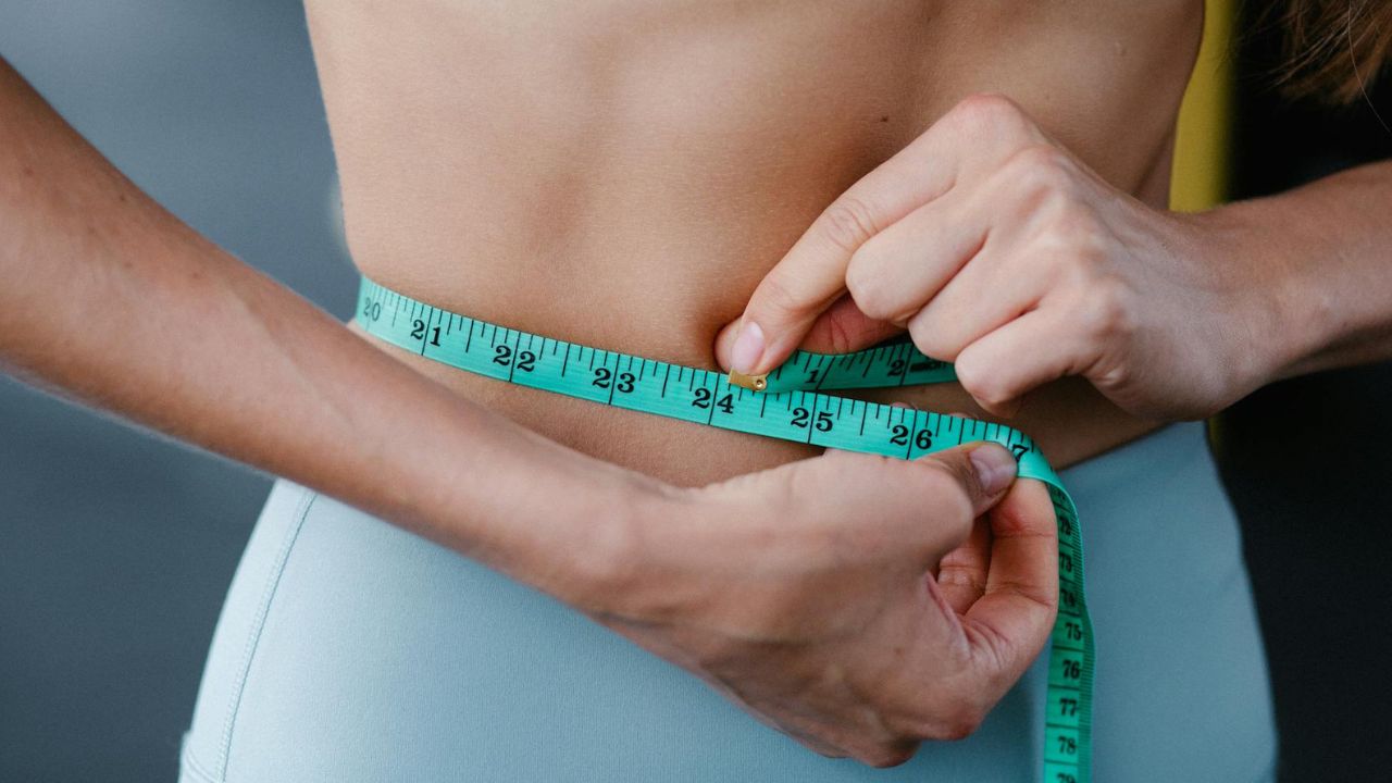 7 tudományosan bizonyított szokás, ami csökkenti a hasi zsírt