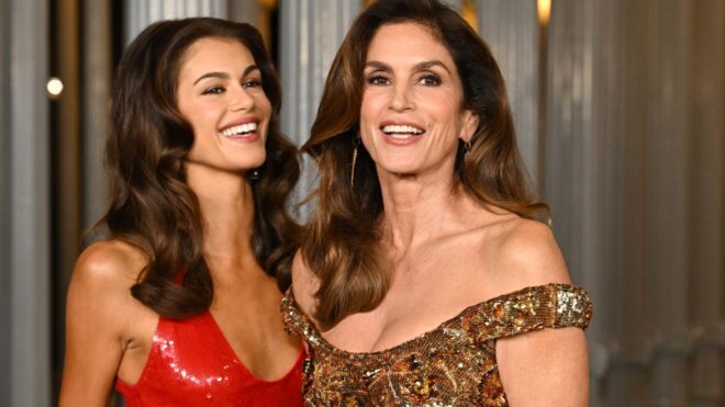 Kaia Gerber és Cindy Crawford&nbsp; (Kép: Gilbert Flores/Variety via Getty Images)