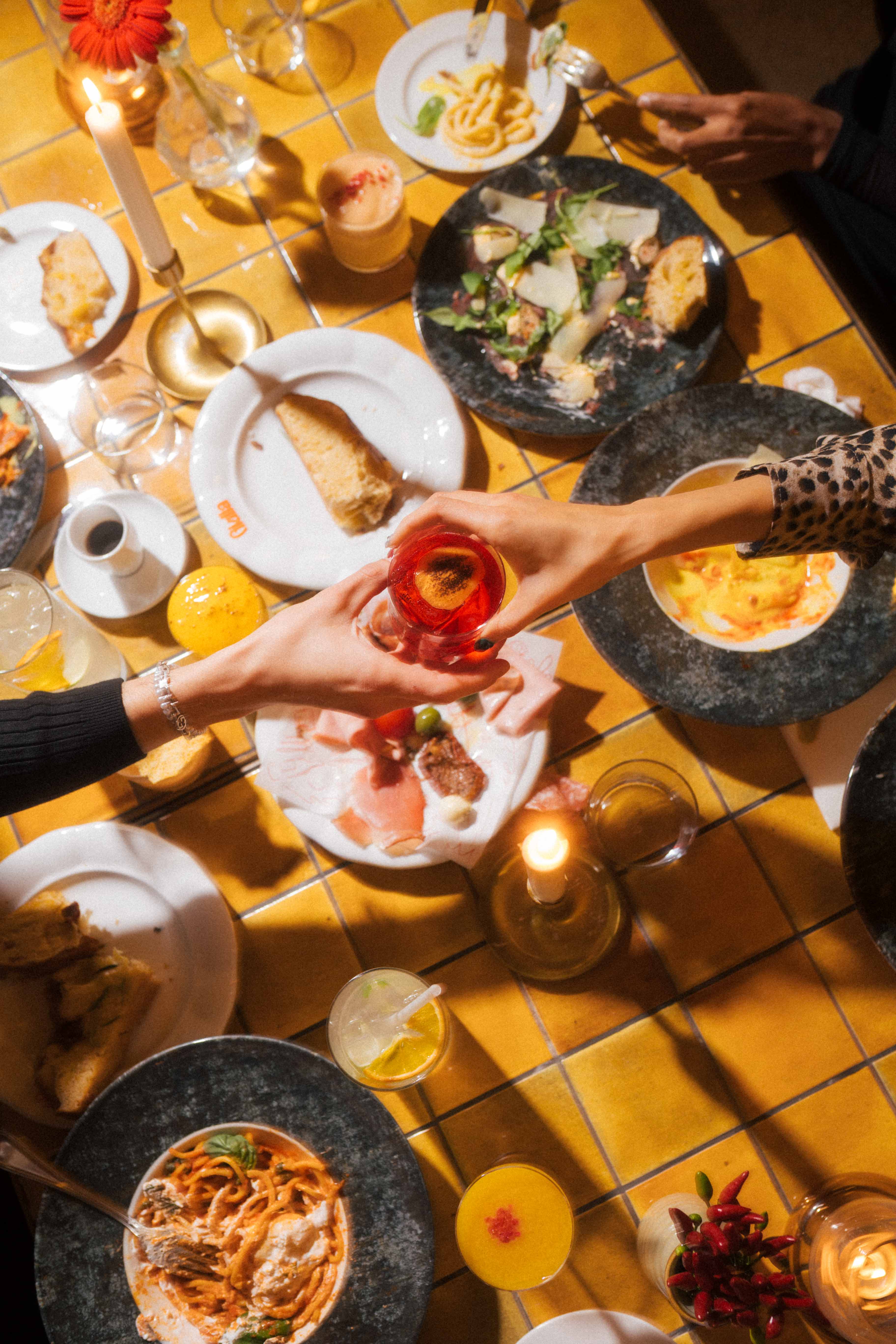 Tökéletes helyszín nem csak romantikus vacsorához, de baráti összejövetelhez is