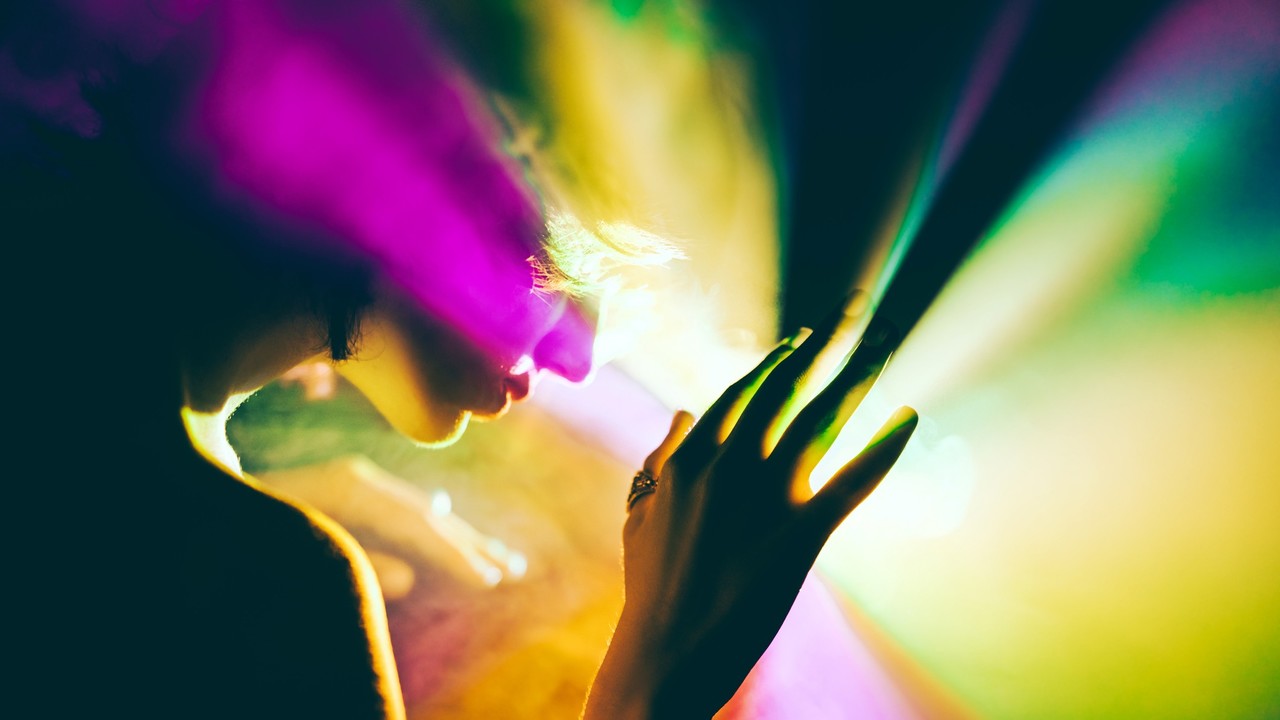 December spirituális üzenete: elengedés, befelé fordulás, és egy új ciklus megszületése