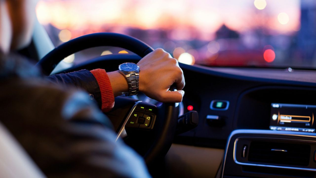 autó, fotó: Unsplash