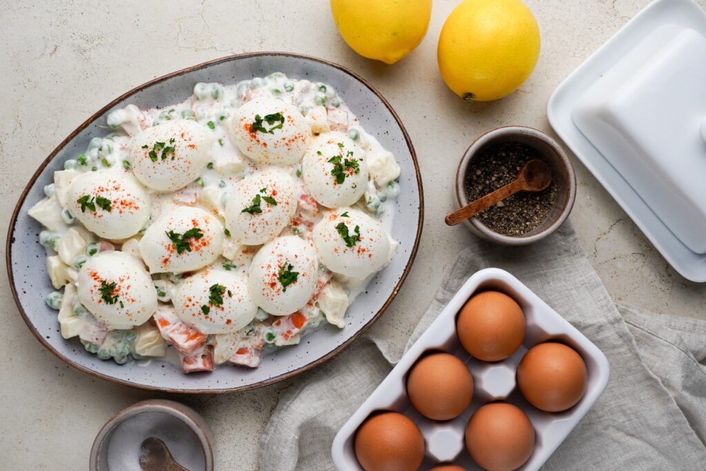 12 vendégváró partifalat, amivel elbűvölöd a vendégeid: gyors, illatos, mennyei sós és mártogatós receptek