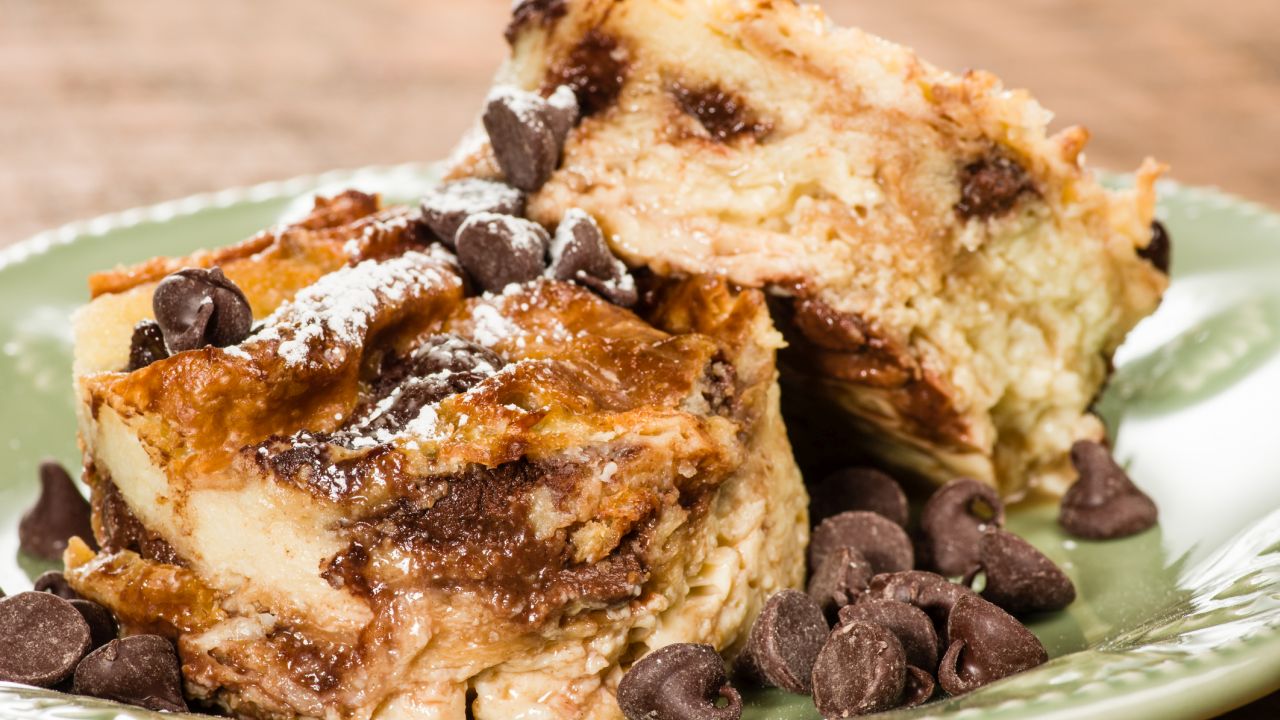 Csokicsipszes kenyérpuding