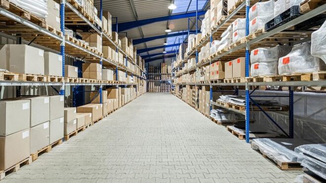 Ellenőrzi a csomagküldő cégeket a kormány