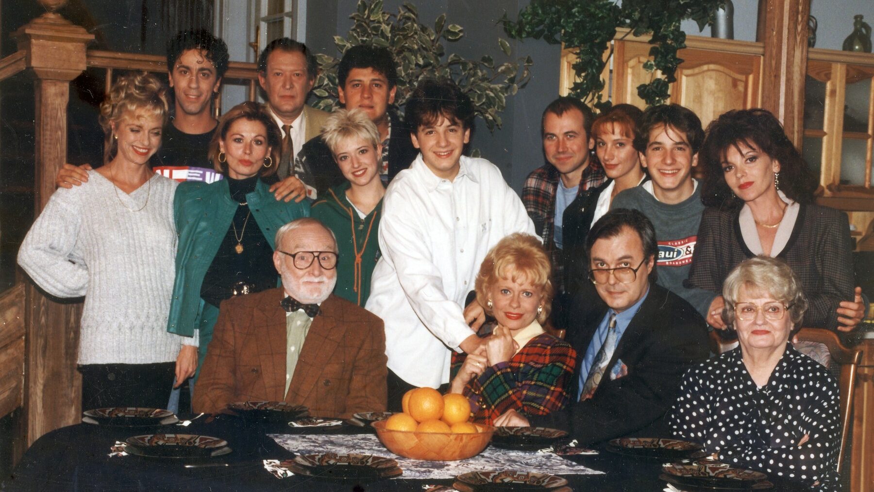 Hajnalkám, te ezt nem tudhatod! Aranyköpések ikonikus retró sorozatokból – tudod, melyikből idéztünk?