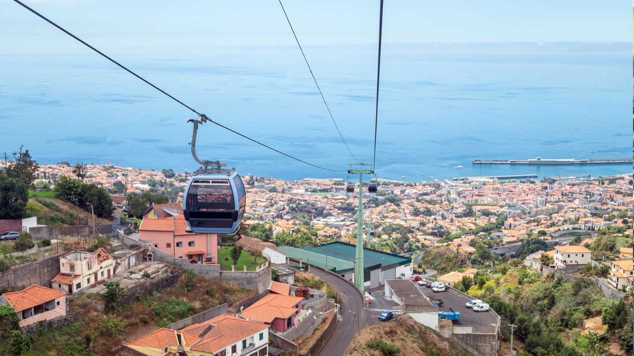 Ez az európai tengerparti város 20 fokos decemberrel csábít – sokak szerint jobb, mint Spanyolország