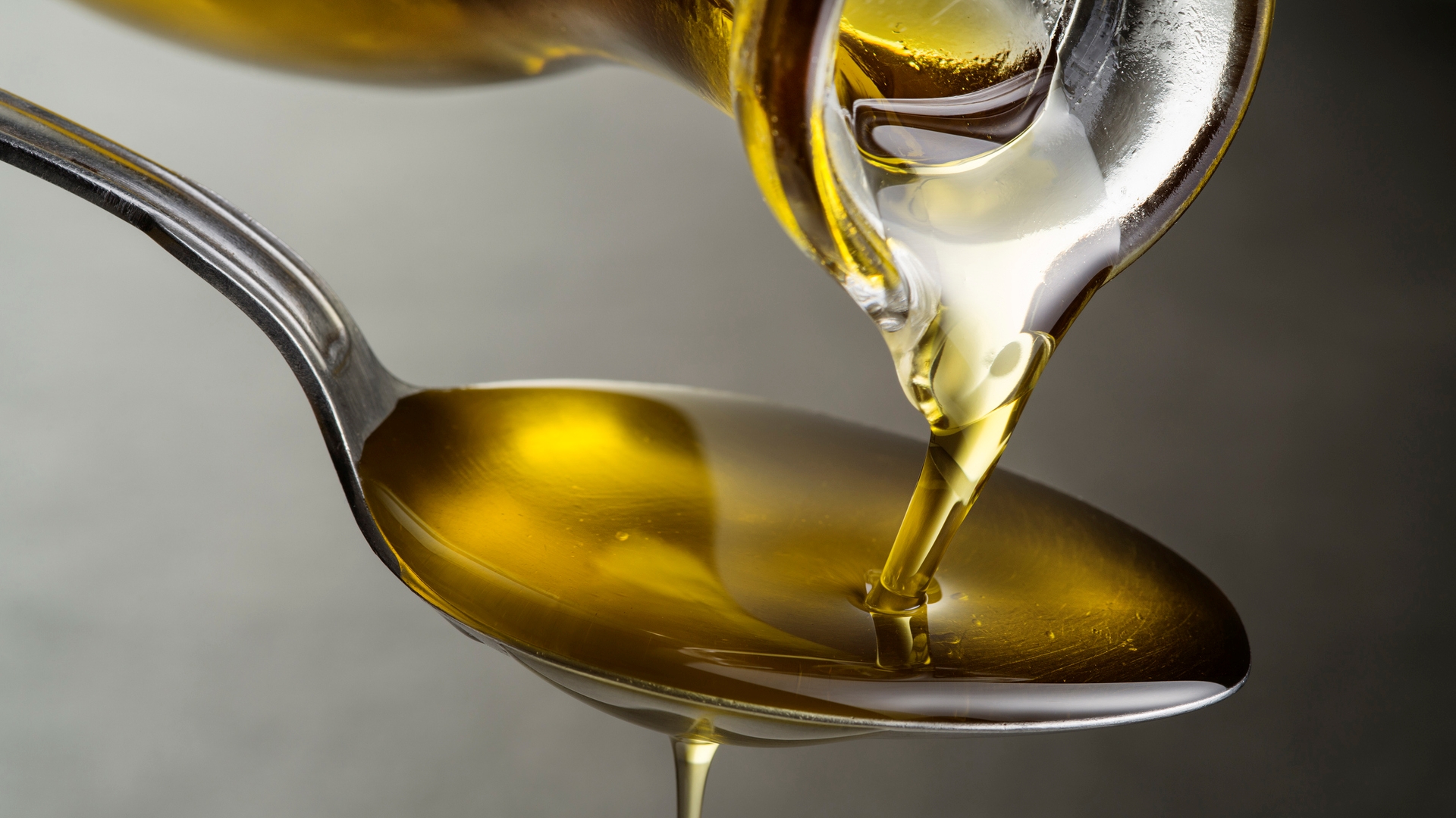 Kell aggódnunk a növényi olajok káros hatásairól szóló új információk miatt? A szakértő válaszol