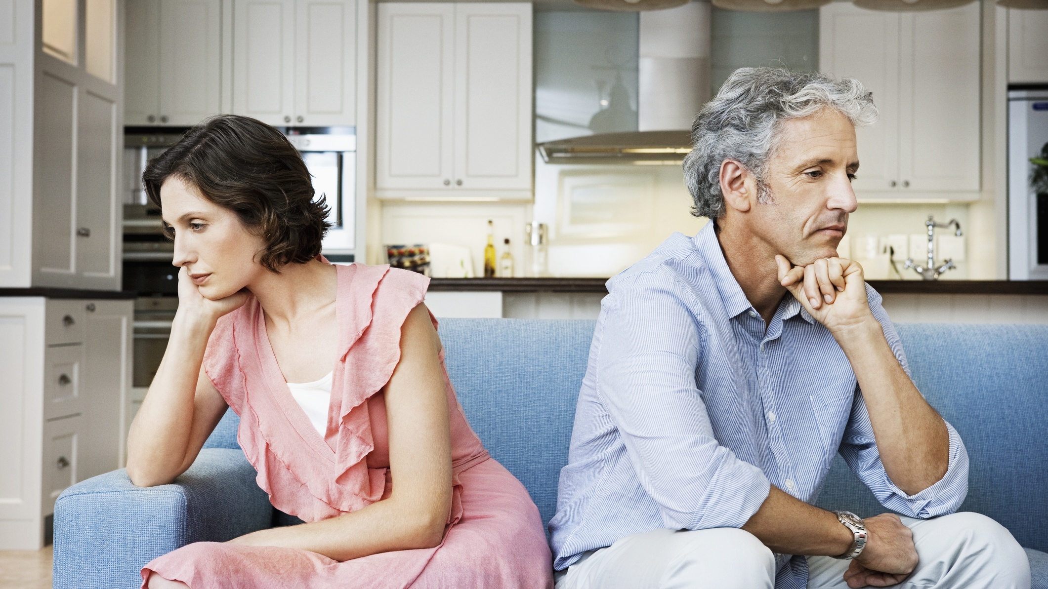 Nő és férfi vitázik