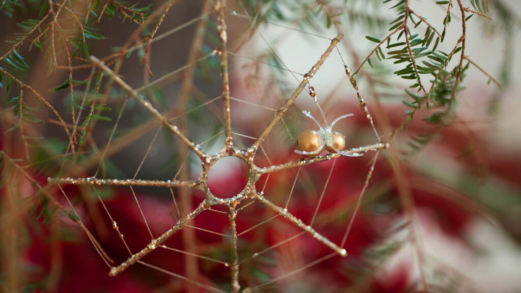 Pókháló a karácsonyfán