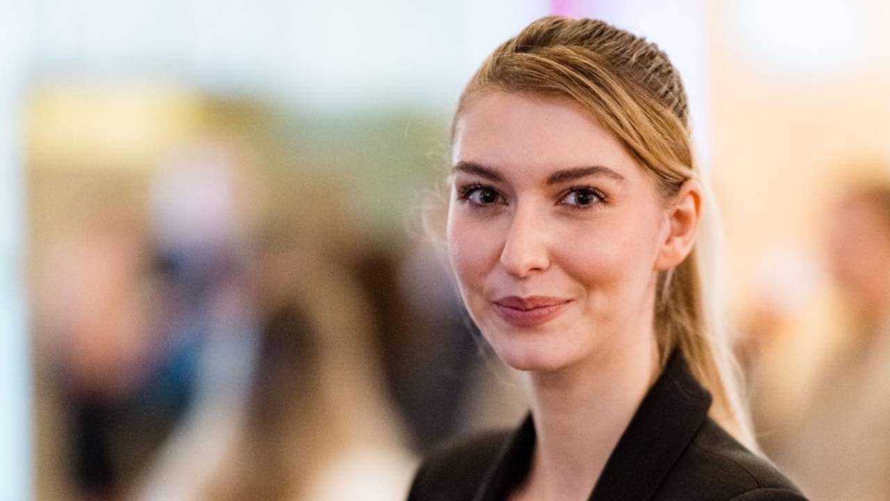 Puskás-Dallos Bogi: „Az anyaság útvesztőjében néha magányosnak éreztem magam”