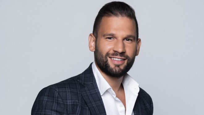 „Itt szégyellni kell a sikert” – Rácz Jenő nem meri megvenni álmai luxuskocsiját