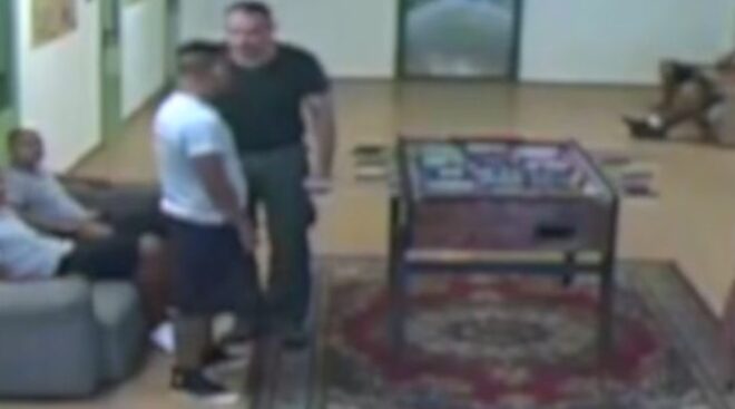 Brutális videó: a Szőlő utcai intézet megbízott igazgatója is bántalmazott egy ott élő fiatalt