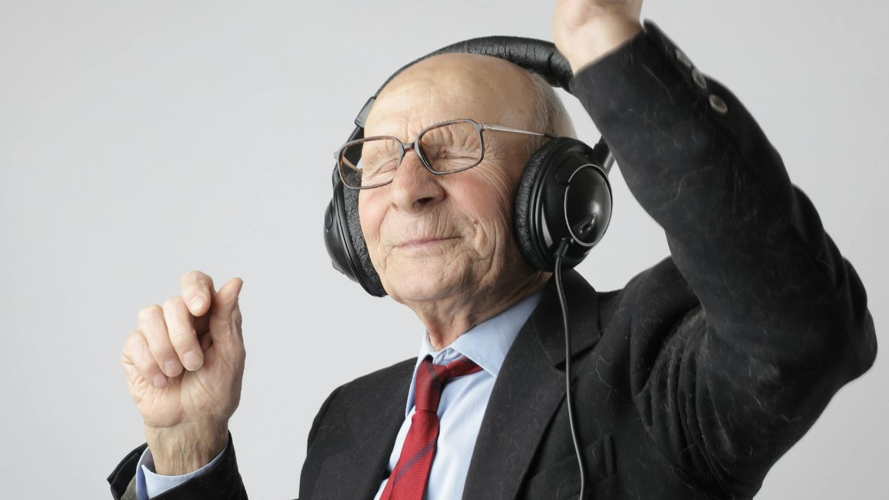 Hosszú élet szakértő: Ha a szüleid az 50-es, 60-as éveikben nem sportolnak, 70 fölött már nem lesznek képesek az önálló életre