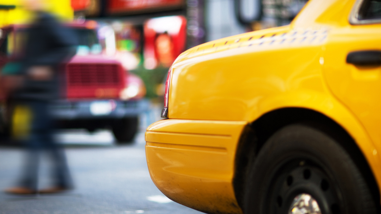 30 év után befejezte működését az egyik legnagyobb magyarországi taxitársaság