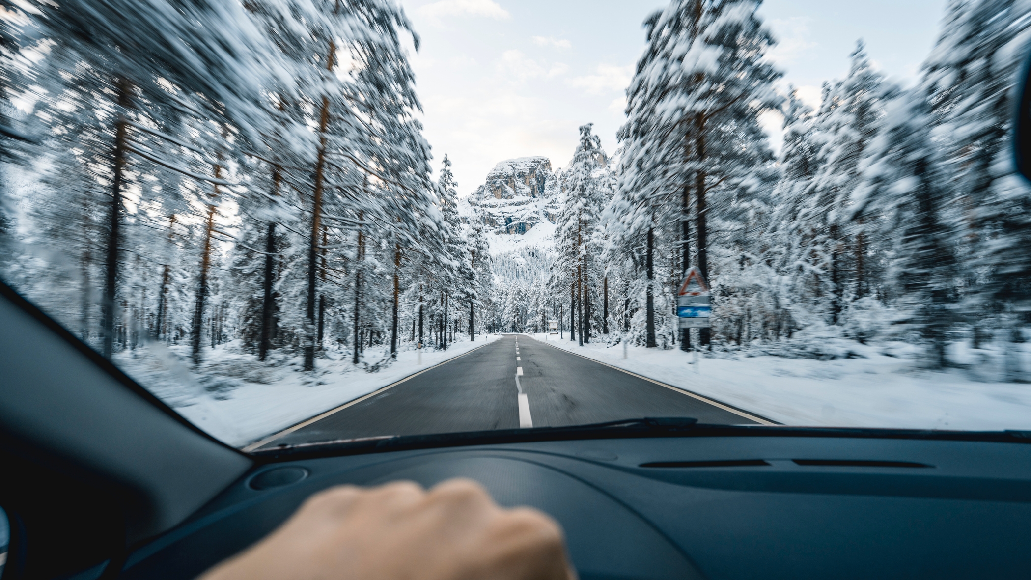 Ha ezt teszed, nem párásodik be az autó szélvédője