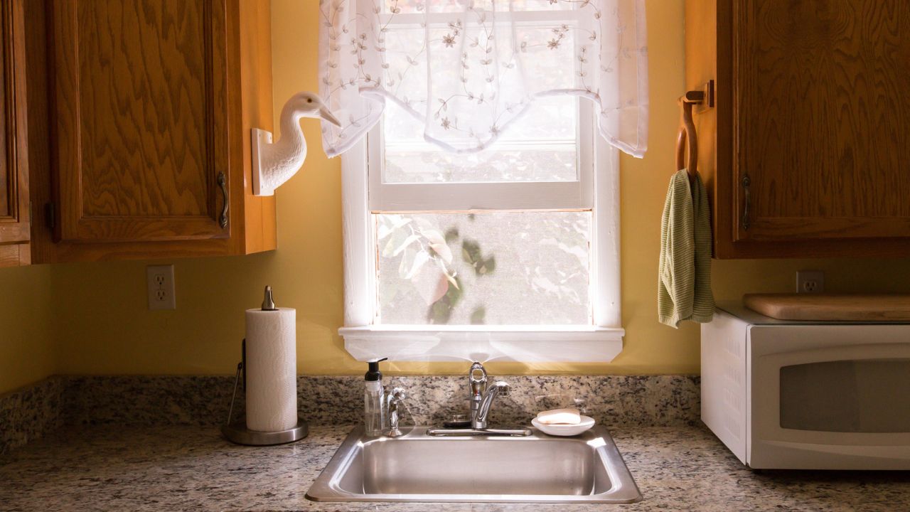 konyhai mosogató, fotó: Getty Images