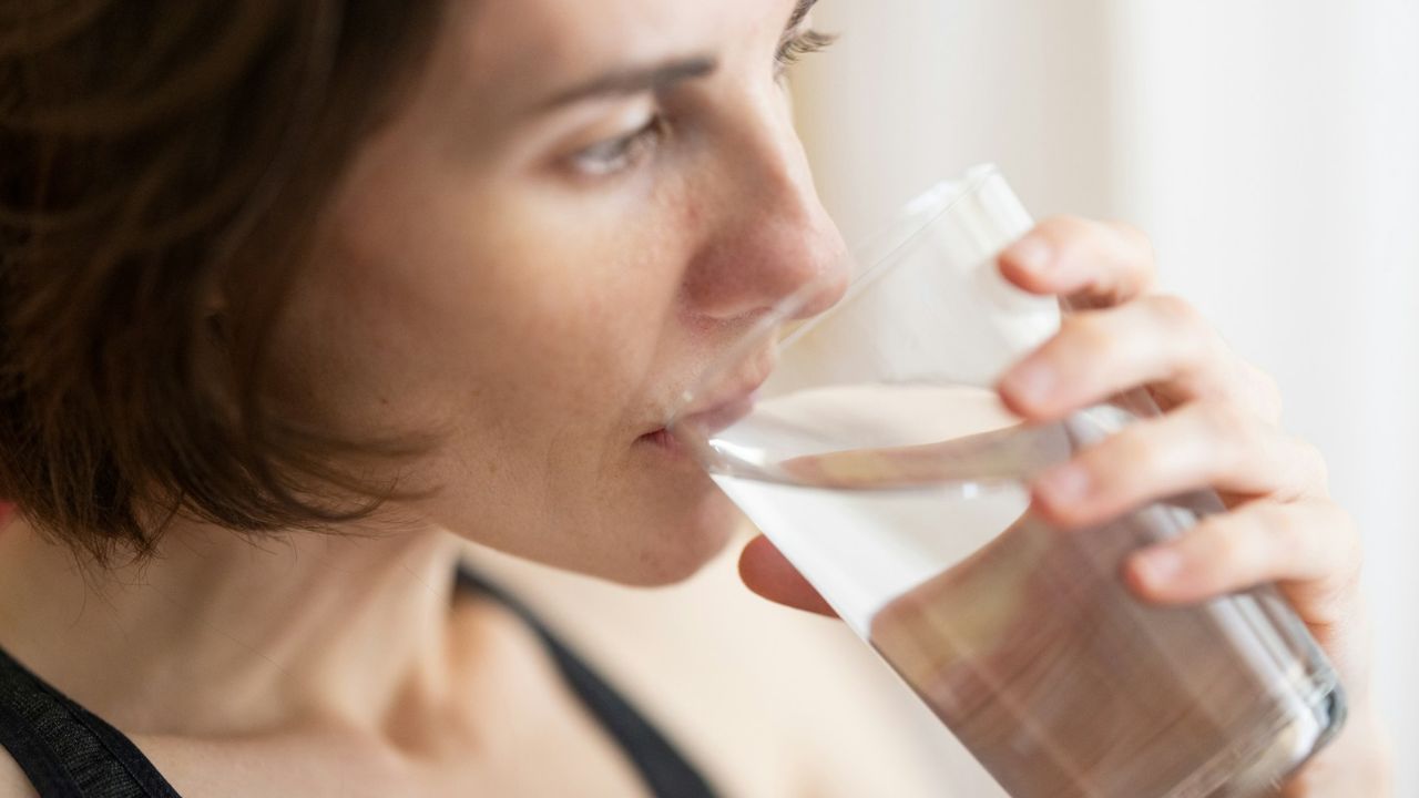 vízivás 50 felett, fotó: Unsplash