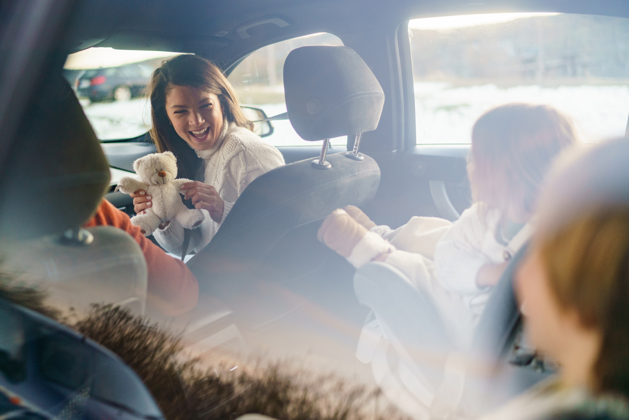 Kabát, hiszti, hányinger? 10 tanács, ha télen utazol a gyerekkel