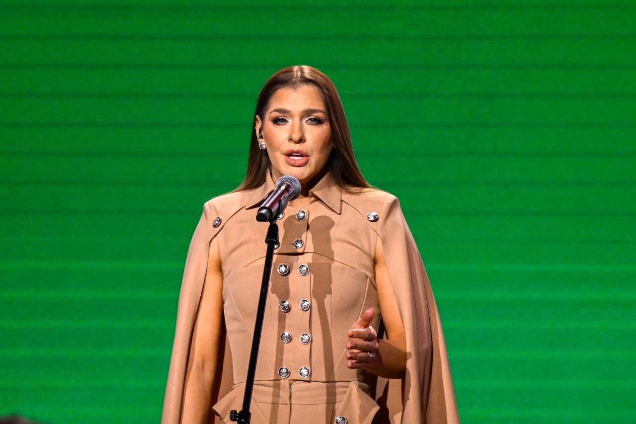 Tóth Gabi Eye of the Tigerrel, Dér Heni a Himnusszal nyitott, de ez még semmi: váratlan dolog történt a Fidesz szombati kongresszusán