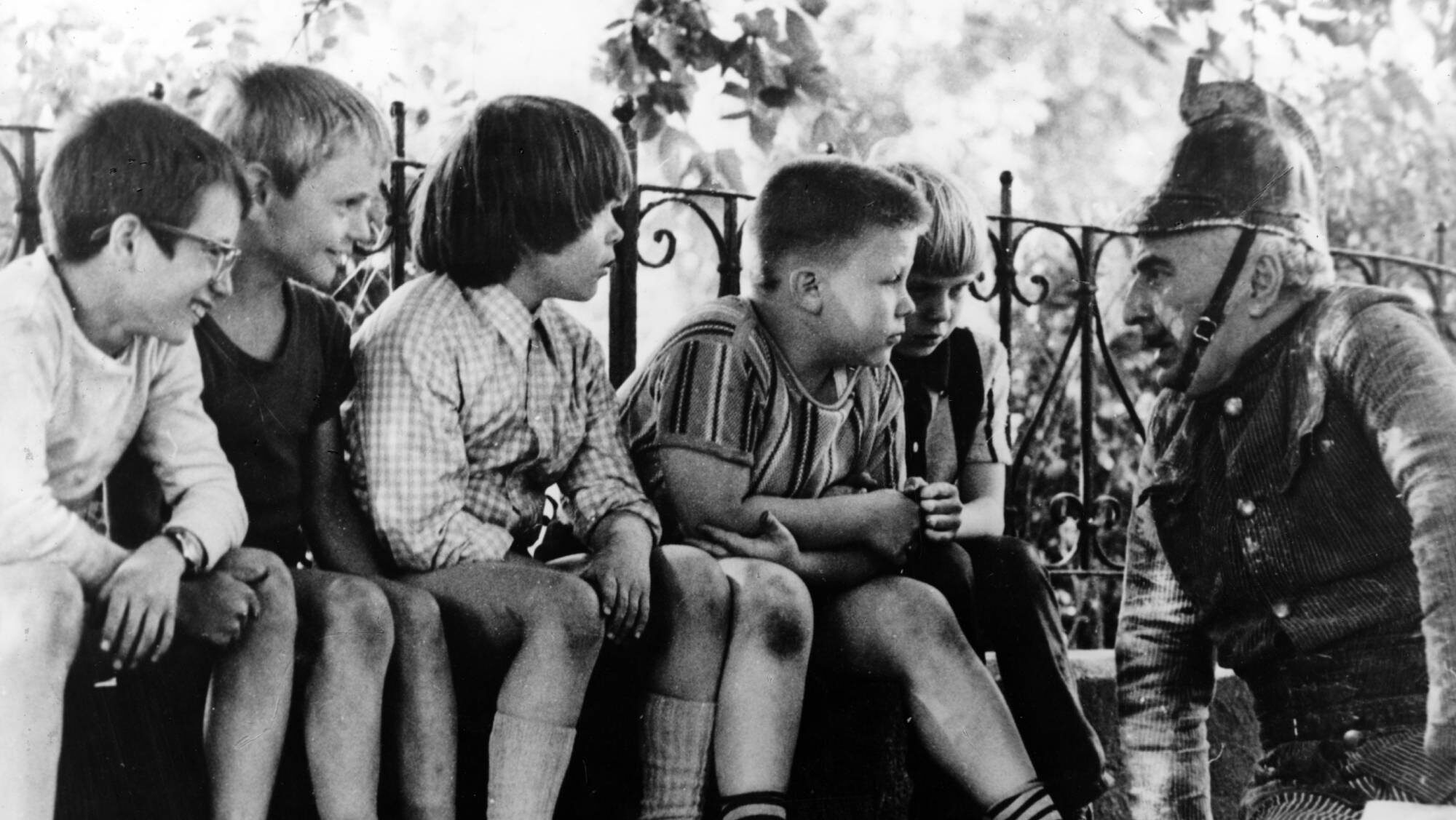 Keménykalap és krumpliorr gyerekcsapata és Alafonzó