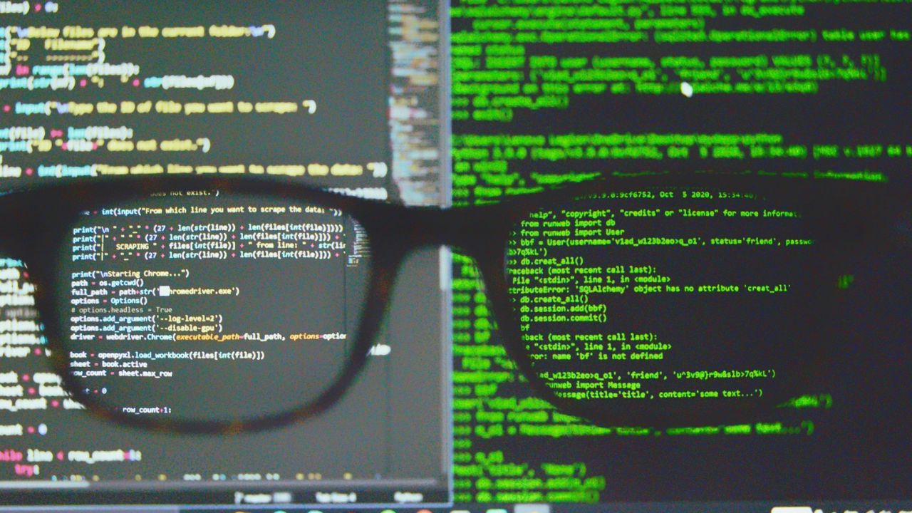 Háromszor húzták le ugyanazzal a trükkel: több mint 12 millió forintot csaltak ki egy asszonytól