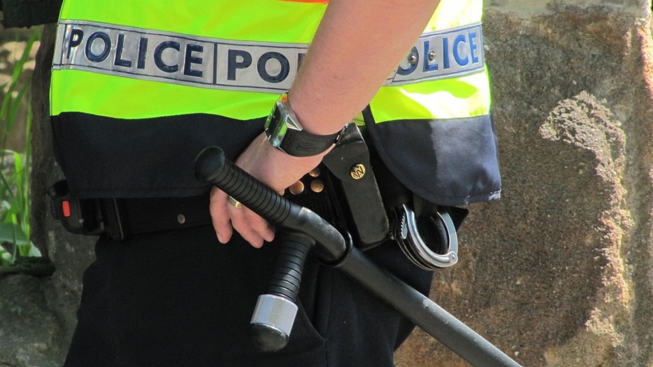 Pillanatok alatt buktak le a semmi közepén fosztogató tolvajok, ezt a trükköt használták ellenük