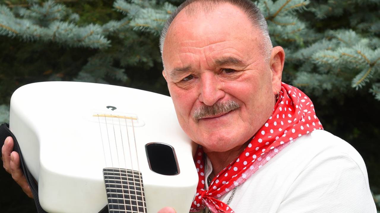 Hamarosan ötszörös nagypapa lesz Nagy Feró, anyagilag is gondoskodik az unokáiról