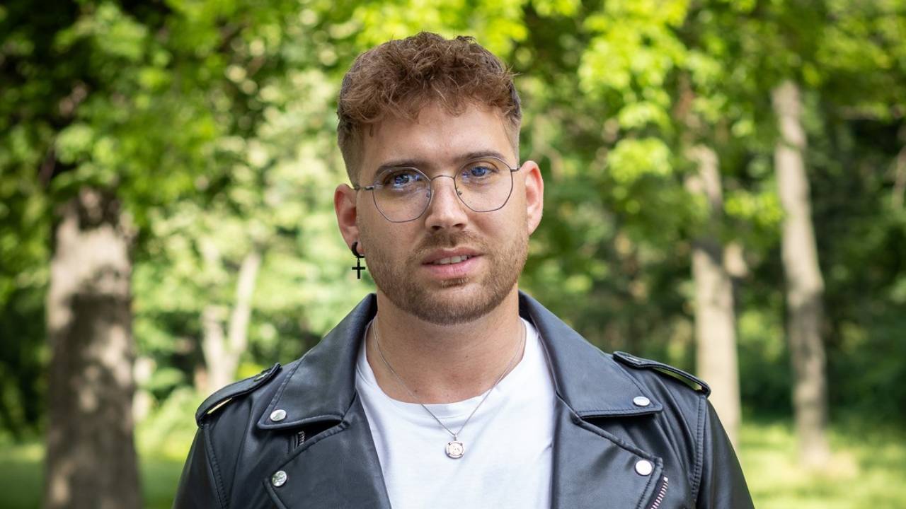 Osváth Zsoltit meglopták: több százezer forintot nyúltak le tőle