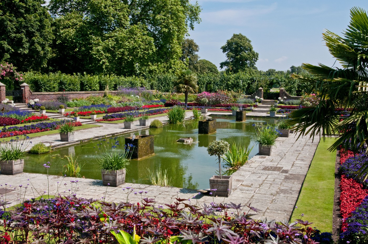 A Keingsington Palota és az egyik kert