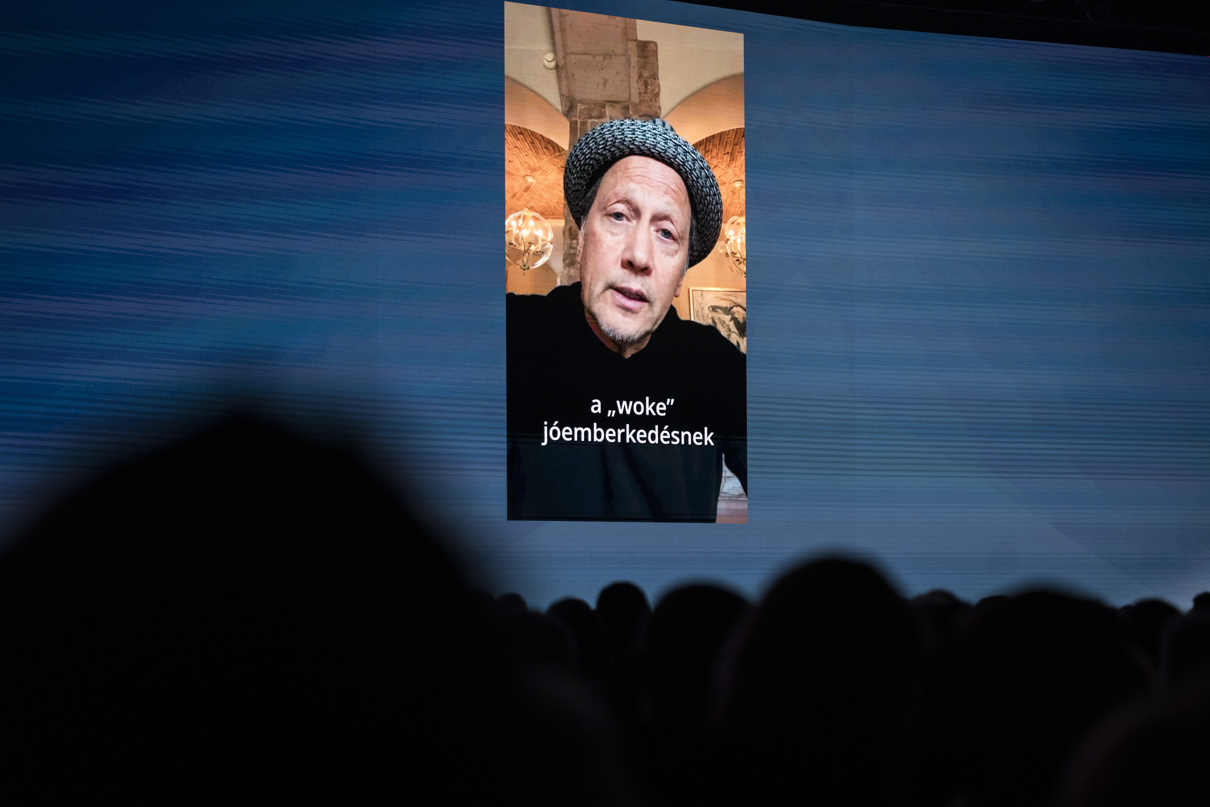 Rob Schneider a Fidesz kongresszusán kivetítőn