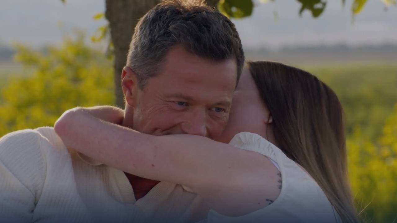 Nem vesztegették az időt: Kiara Lord máris intim helyzetbe került Stohl Andrással