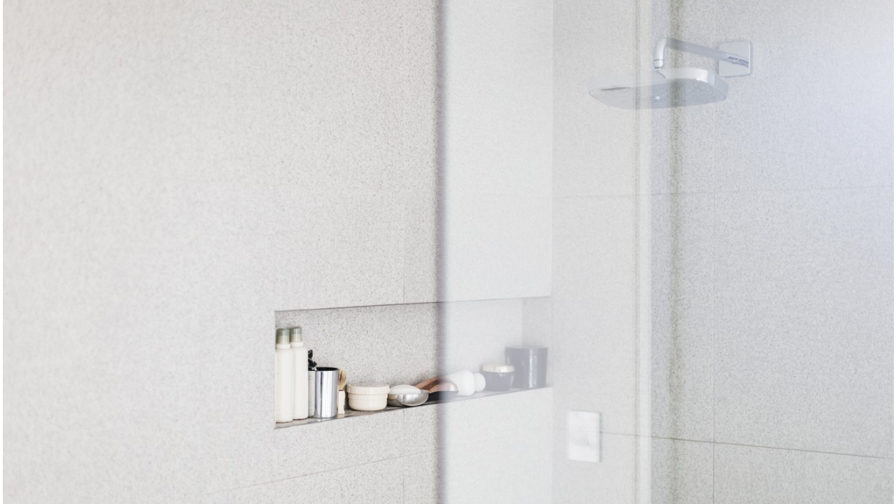 Higiénia 65 év felett: nem minden nap, de nem is csak hetente egyszer – ilyen gyakran kell zuhanyozni