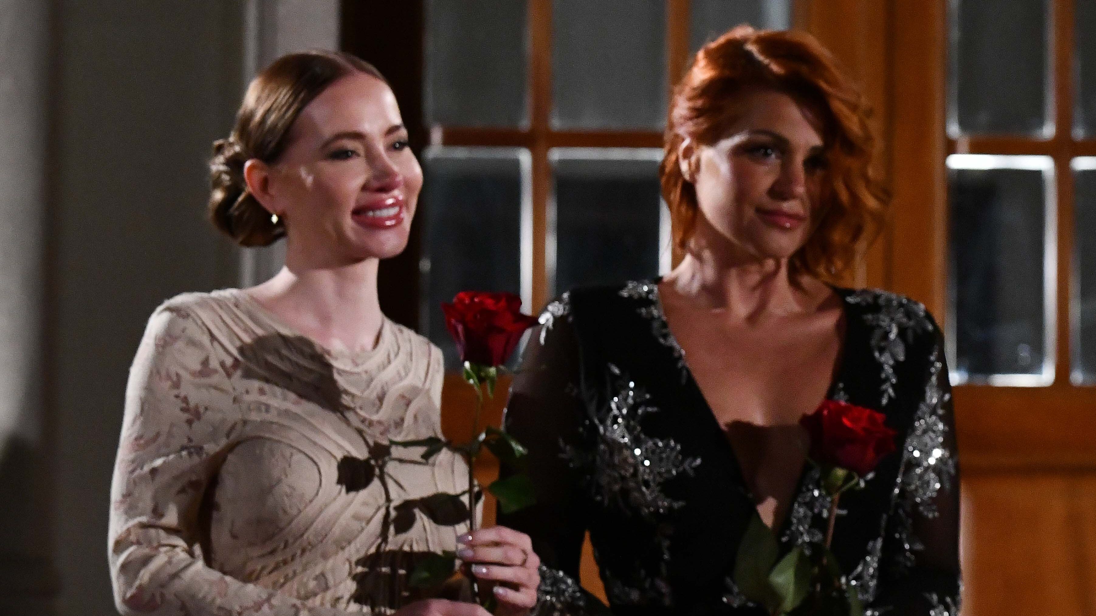 A Nagy ő Panna és Kiara, Mónika és Stohl András