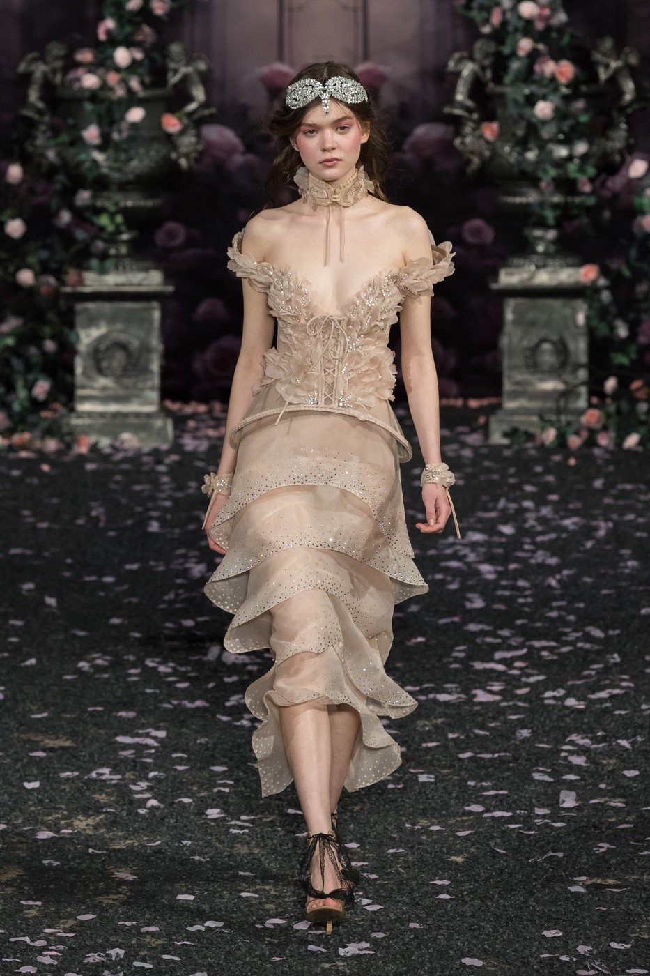 Aadnevik 2026-2027 őszi-téli kollekció egyik modellje