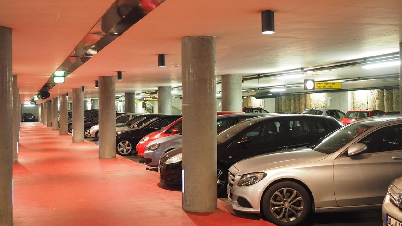 Beállhatok-e családi parkolóba gyerek nélkül? Meglepő dolgot mond erről a KRESZ