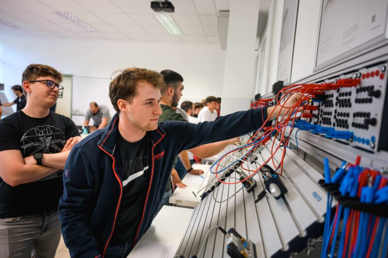 gyakorlati oktatás az SZTE-n