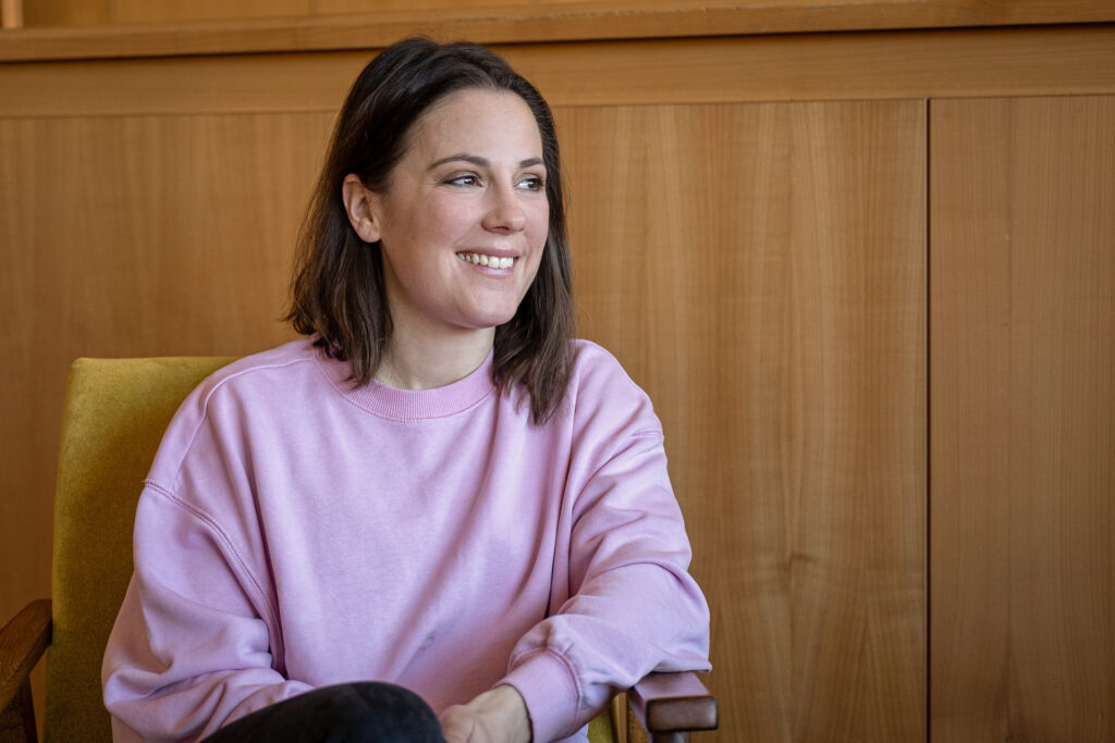 Lovas Rozi: Aki másképp gondolkodik, az brüsszelita, hazaáruló, háborúpárti és Soros-bérenc