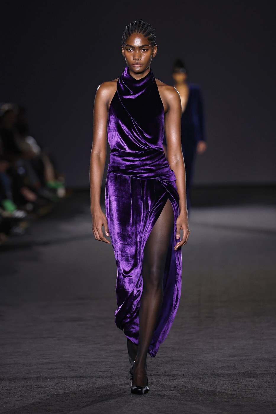 Prabal Gurung 2026/27 A/W kollekció egyik modellje a New York-i divathéten