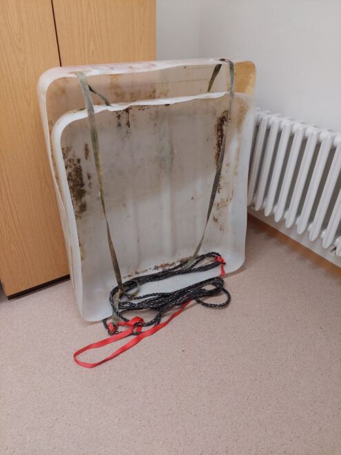 Halálos szánkóbaleset történt: kisbusszal vontatott gyerekeket egy német férfi