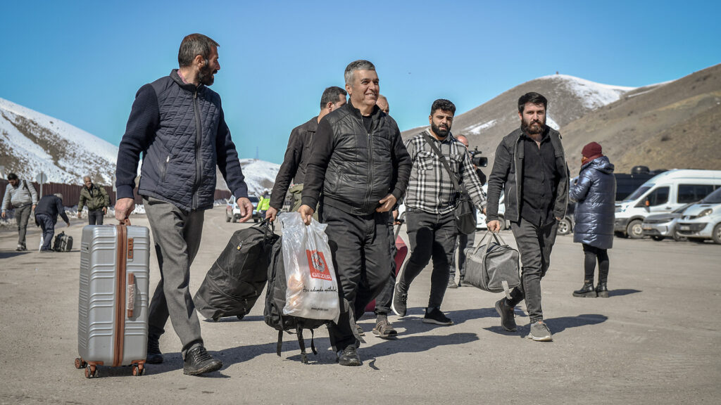 Iráni menekültek érkeznek Törökországba