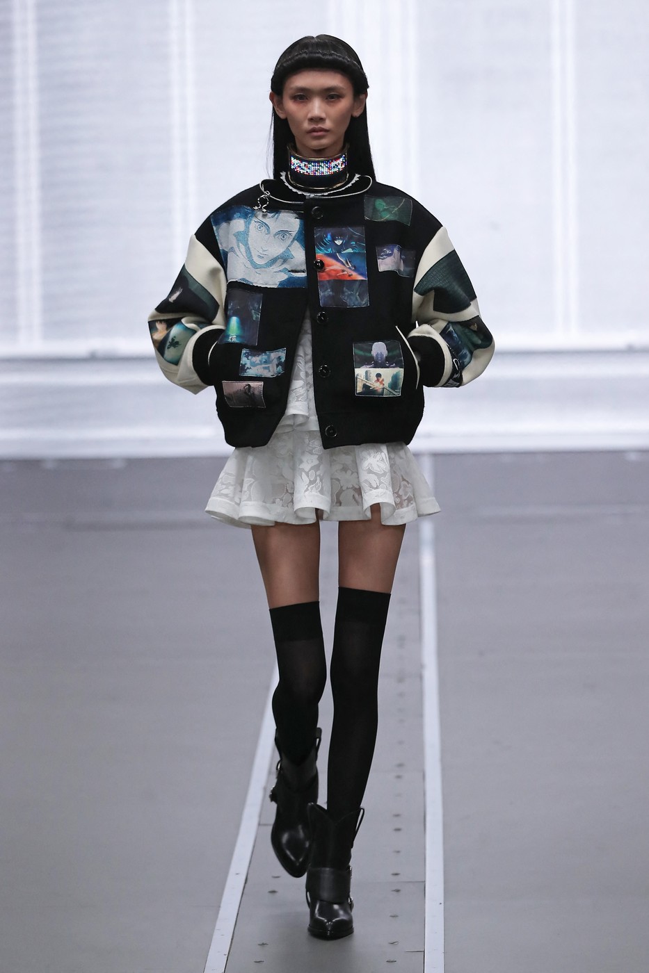 Anrealage 2026-2027 őszi-téli kollekció egyik modellje a kifutón