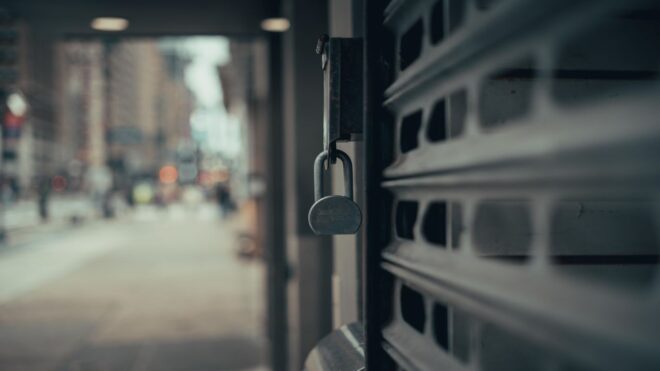 Megszűnt egy magyar bank, ez vár most az ügyfeleikre