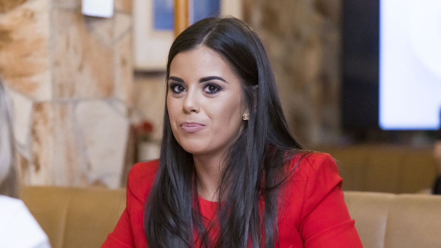 Szarvas Andi Dubajban ragadt a családjával – hírt adott magáról az egykori szépségkirálynő