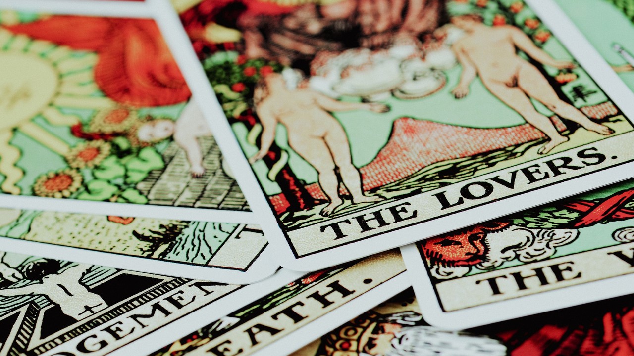 Most megtudhatod: ez a cigánykártya tartozik a csillagjegyedhez