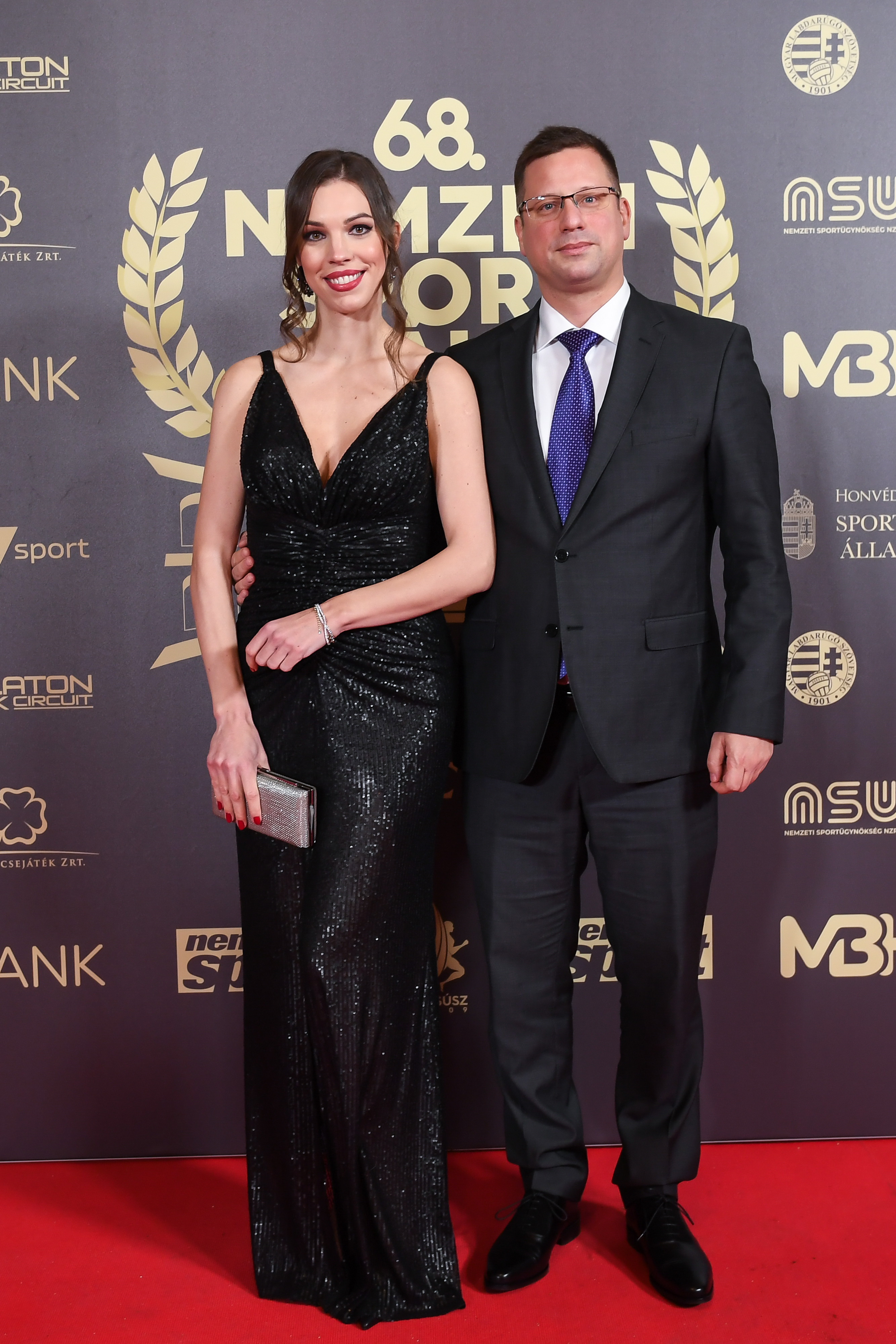 Ő Gulyás Gergely felesége: ritkán látni róluk közös fotót